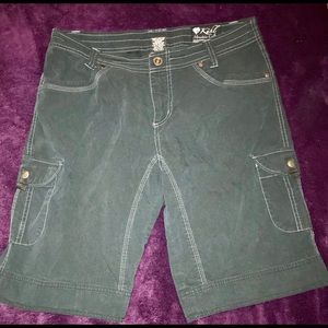KUHL Hiking/ Bermuda length cargo shorts